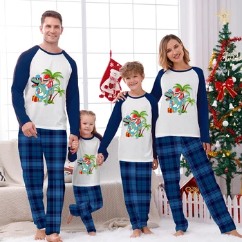 Одинаковые семейные пижамы на Рождество, летние комплекты зеленых пижам с динозавром Санта-Клаусом